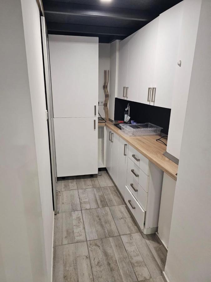 7Dab Apartment Almassy Contactless Self Check-In Budapest Extérieur photo